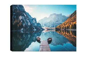Canvastavla - Spegelblanka sjö med fjäll och höstfärgade träd - Blå / Orange / Grön - Inredning - Tavlor & posters - Canvastavla