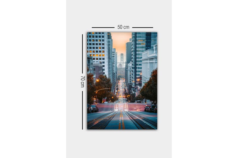 Canvastavla - Stadsgata med sikt mot en bro i bakgrunden - Blå / Orange / Grå - Inredning - Tavlor & posters - Canvastavla