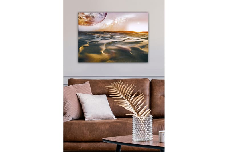 Canvastavla - Storslagen ökenlandskap med en planet i bakgrunden - Guld / Grå / Orange - Inredning - Tavlor & posters - Canvastavla