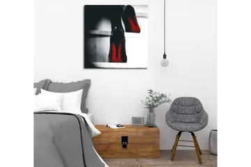 Canvastavla - Svarta högklackade skor med röda detaljer - Svart / Röd - Inredning - Tavlor & posters - Canvastavla