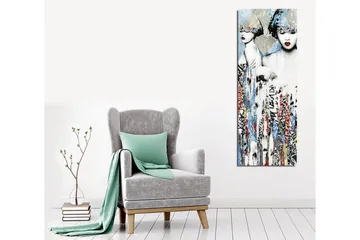 Canvastavla - Två stiliserade kvinnor med ansiktena delvis dolda av huvudbonader och starka röda läppar - Blå / Svart / Röd - Inredning - Tavlor & posters - Canvastavla