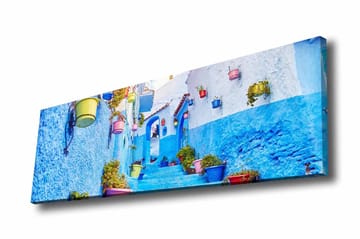 Canvastavla - Vacker gränd med blå väggar och färgglada blomkrukor - Blå / Vit / Gul - Inredning - Tavlor & posters - Canvastavla