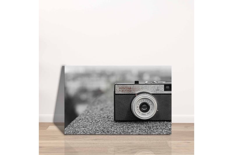 Canvastavla - Vintage kamera på en grå yta - Svart / Grå / Silver - Inredning - Tavlor & posters - Canvastavla