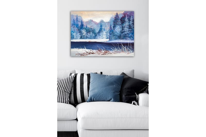 Canvastavla - Vinterlandskap med snöklädda träd och en spegelblanka sjö - Blå / Vit / Mörkgrön - Inredning - Tavlor & posters - Canvastavla