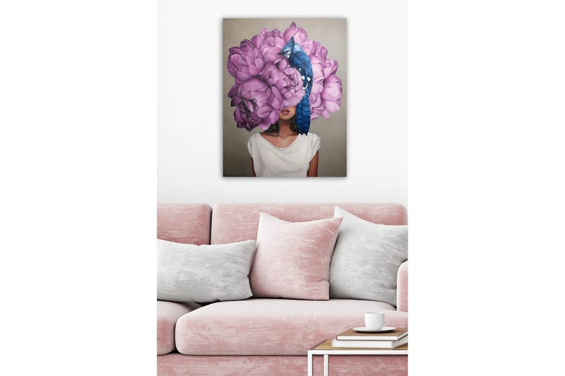 Canvastavla - Porträtt av en kvinna med en stor bukett av rosa blommor som huvudmotiv - Rosa / Blå / Beige - Inredning - Tavlor & posters - Canvastavla