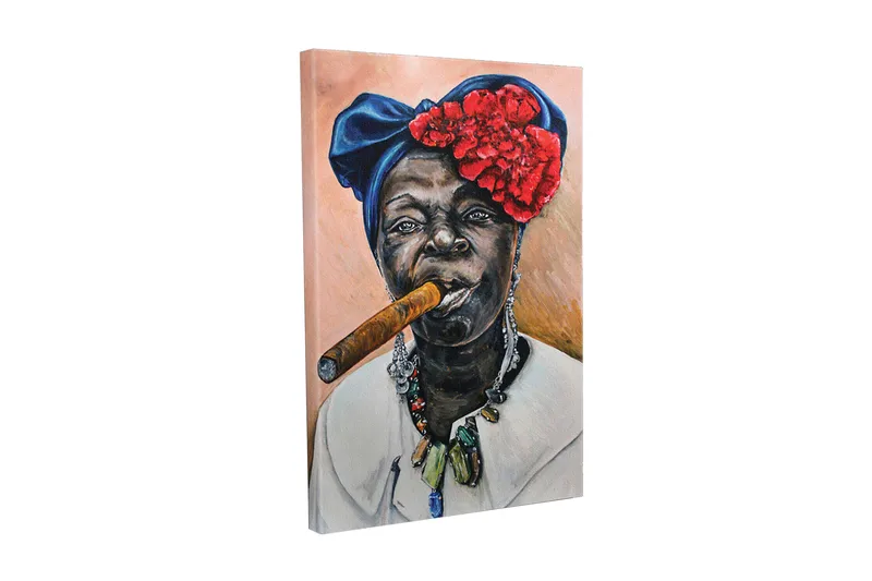 Canvastavla - Porträtt av en kvinna med cigarr och färgglad huvudbonad - Mörkblå / Röd / Hudton - Inredning - Tavlor & posters - Canvastavla