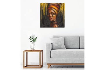Canvastavla - Porträtt av en kvinna med en färgglad huvudbonad och fjärilar - Guld / Svart / Röd - Inredning - Tavlor & posters - Canvastavla