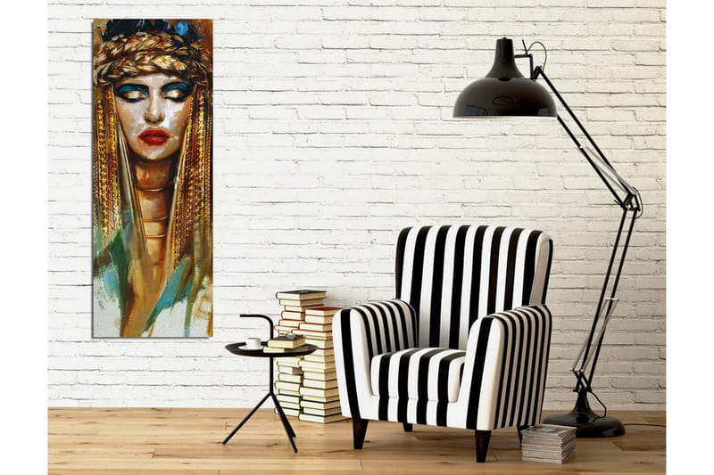 Canvastavla - Porträtt av en kvinna med gyllene smycken och dramatisk sminkning - Guld / Svart / Beige - Inredning - Tavlor & posters - Canvastavla