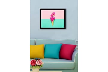 Inramad Canvastavla i trä - 41x56 cm - Blommor i en glasskon som står mot en färgglad bakgrund - Rosa / Grön / Gul - Inredning - Tavlor & posters - Canvastavla