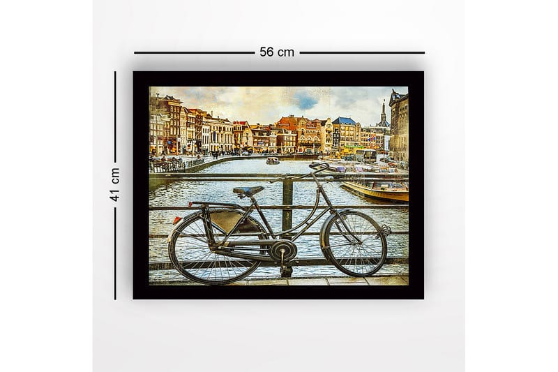 Inramad Canvastavla i trä - 41x56 cm - Cykel vid en kanal i en stadsmiljö - Svart / Brun / Blå - Inredning - Tavlor & posters - Canvastavla