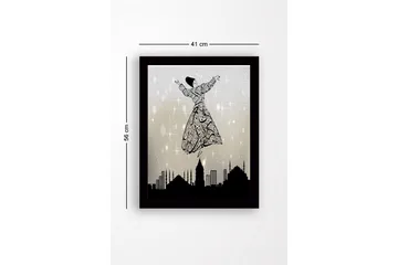 Inramad Canvastavla i trä - 41x56 cm - Dansande figur i en utsmyckad klänning som svävar över en stadssilhuett - Svart / Grå / Vit - Inredning - Tavlor & posters - Canvastavla