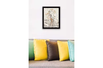 Inramad Canvastavla i trä - 41x56 cm - Elegant figur av en kvinna omgiven av svängande moln och vågor - Grå / Beige / Orange - Inredning - Tavlor & posters - Canvastavla