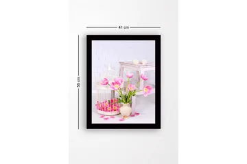 Inramad Canvastavla i trä - 41x56 cm - Färgglad bukett av tulpaner i en vas - Rosa / Grön / Beige - Inredning - Tavlor & posters - Canvastavla