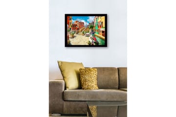 Inramad Canvastavla i trä - 41x56 cm - Färgglad kanal med pittoreska hus och blomsterarrangemang - Röd / Grön / Blå - Inredning - Tavlor & posters - Canvastavla