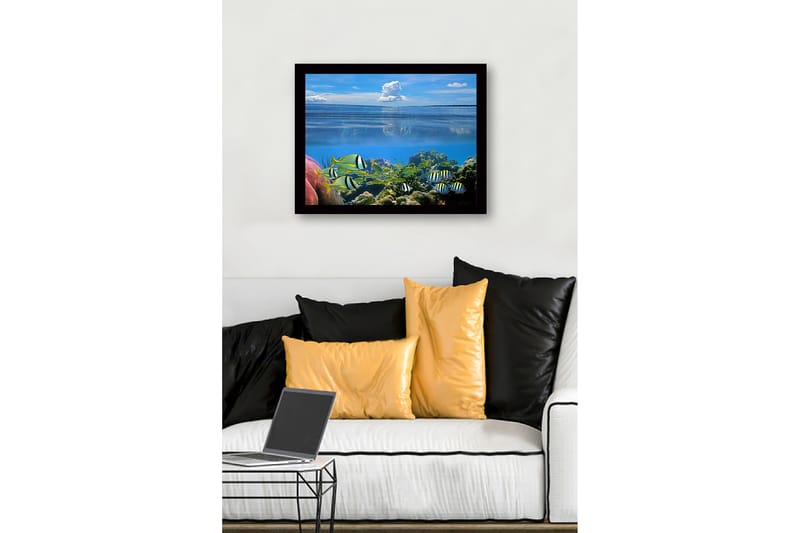 Inramad Canvastavla i trä - 41x56 cm - Färgglad undervattensscen med simmande fiskar och korallrev - Blå / Grön / Gul - Inredning - Tavlor & posters - Canvastavla