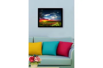 Inramad Canvastavla i trä - 41x56 cm - Färgrik blomsteräng under en dramatisk solnedgång - Röd / Gul / Grön - Inredning - Tavlor & posters - Canvastavla