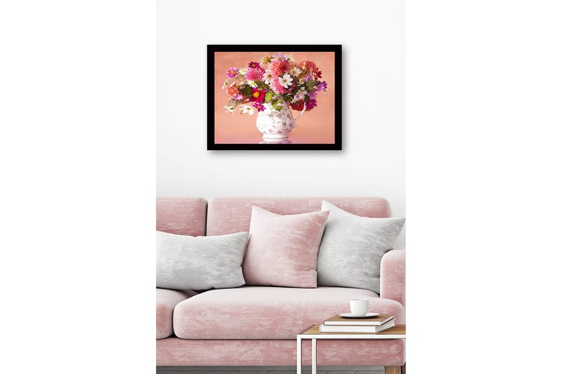 Inramad Canvastavla i trä - 41x56 cm - Färgrik bukett av blommor i en porslinskanna - Rosa / Vit / Grön - Inredning - Tavlor & posters - Canvastavla