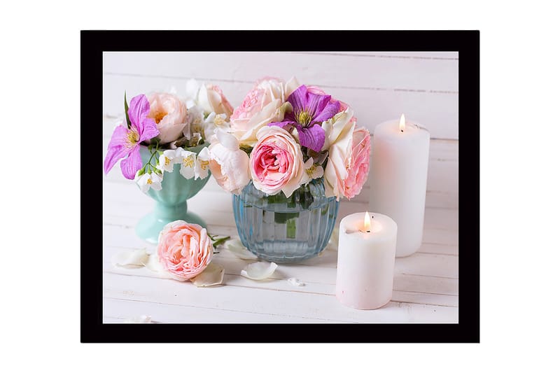 Inramad Canvastavla i trä - 41x56 cm - Färgrik bukett av blommor i olika nyanser - Rosa / Lila / Vit - Inredning - Tavlor & posters - Canvastavla