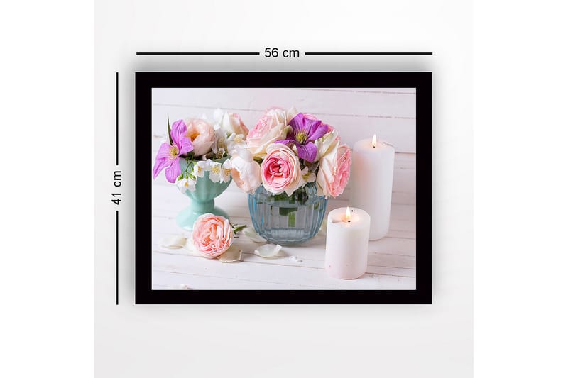 Inramad Canvastavla i trä - 41x56 cm - Färgrik bukett av blommor i olika nyanser - Rosa / Lila / Vit - Inredning - Tavlor & posters - Canvastavla