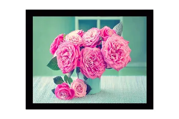 Inramad Canvastavla i trä - 41x56 cm - Färgrik bukett av rosor - Rosa / Grön / Vit - Inredning - Tavlor & posters - Canvastavla