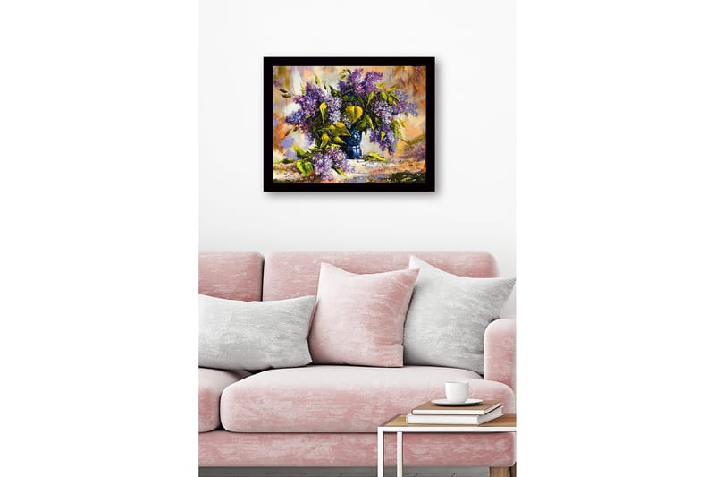 Inramad Canvastavla i trä - 41x56 cm - Färgrik bukett av syrenblommor i en blå vas - Lila / Grön / Blå - Inredning - Tavlor & posters - Canvastavla