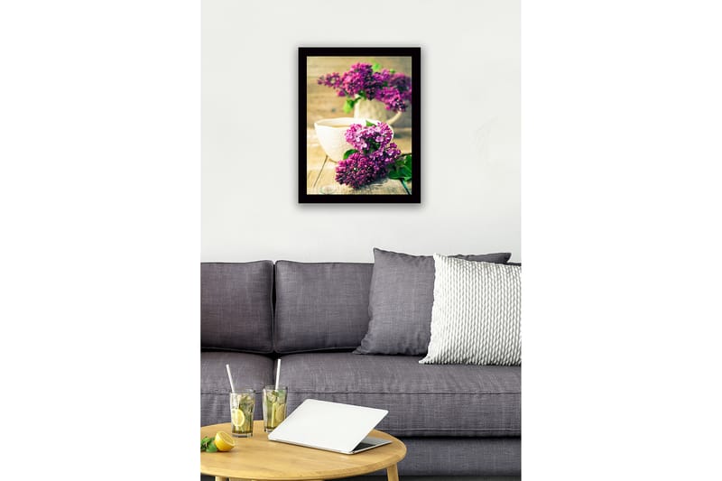 Inramad Canvastavla i trä - 41x56 cm - Färgrik bukett av syrener - Lila / Grön - Inredning - Tavlor & posters - Canvastavla