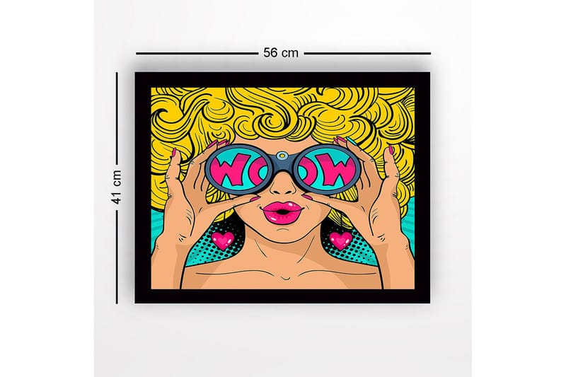 Inramad Canvastavla i trä - 41x56 cm - Glamourös kvinna med stora solglasögon och lockigt blont hår - Gul / Rosa / Turkos - Inredning - Tavlor & posters - Canvastavla