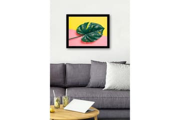 Inramad Canvastavla i trä - 41x56 cm - Grön monstera-blad mot en färgglad bakgrund - Grön / Gul / Rosa - Inredning - Tavlor & posters - Canvastavla