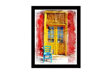 Inramad Canvastavla i trä - 41x56 cm - Gyllene dörr med en blå stol framför på en röd vägg - Gult / Blått / Rött - Inredning - Tavlor & posters - Canvastavla