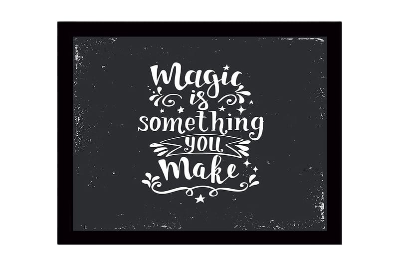 Inramad Canvastavla i trä - 41x56 cm - Inspirerande citat om magi och kreativitet - Svart / Vit - Inredning - Tavlor & posters - Canvastavla