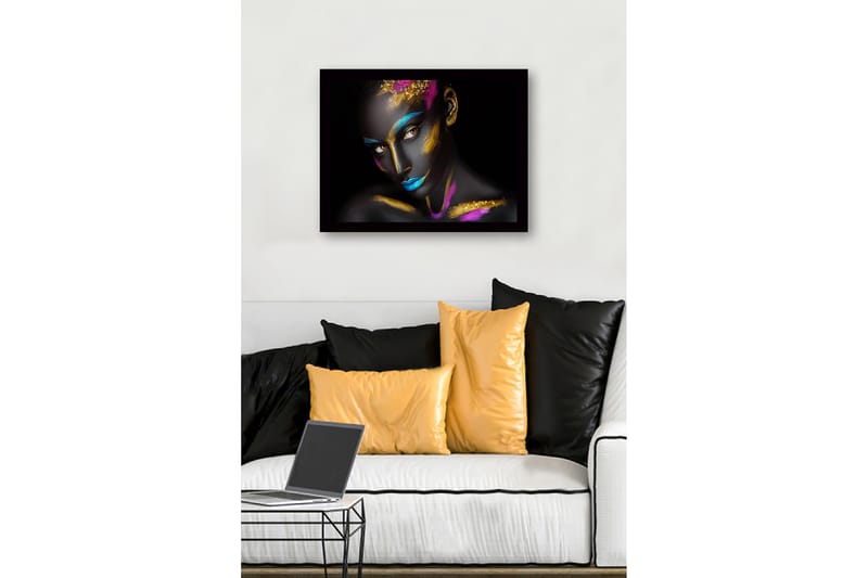 Inramad Canvastavla i trä - 41x56 cm - Konstverk med en kvinna med färgglad ansiktsmålning - Svart / Blå / Guld - Inredning - Tavlor & posters - Canvastavla