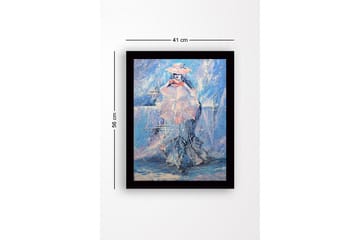 Inramad Canvastavla i trä - 41x56 cm - Kvinna med parasoll i en drömlik, blå miljö - Bl å / Rosa / Vit - Inredning - Tavlor & posters - Canvastavla