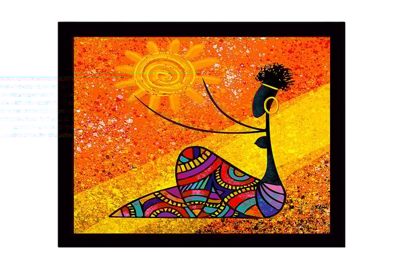 Inramad Canvastavla i trä - 41x56 cm - Kvinna som håller en sol med färgglada mönster - Orange / Svart / Gul - Inredning - Tavlor & posters - Canvastavla