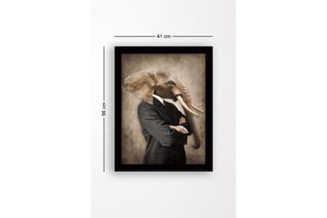 Inramad Canvastavla i trä - 41x56 cm - Människa med elefanthuvud i kostym - Grå / Brun / Svart - Inredning - Tavlor & posters - Canvastavla