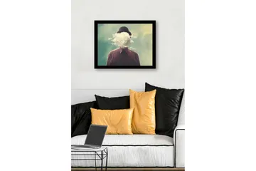 Inramad Canvastavla i trä - 41x56 cm - Människa med en molnig huvudet som svävar över en drömlik bakgrund - Grön / Brun / Vit - Inredning - Tavlor & posters - Canvastavla