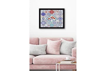 Inramad Canvastavla i trä - 41x56 cm - Mönstrad kakelkomposition med blommotiv och geometriska former - Blå / Röd / Vit - Inredning - Tavlor & posters - Canvastavla