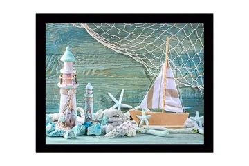 Inramad Canvastavla i trä - 41x56 cm - Maritim scen med segelbåt och fyrar - Turkos / Vit / Beige - Inredning - Tavlor & posters - Canvastavla