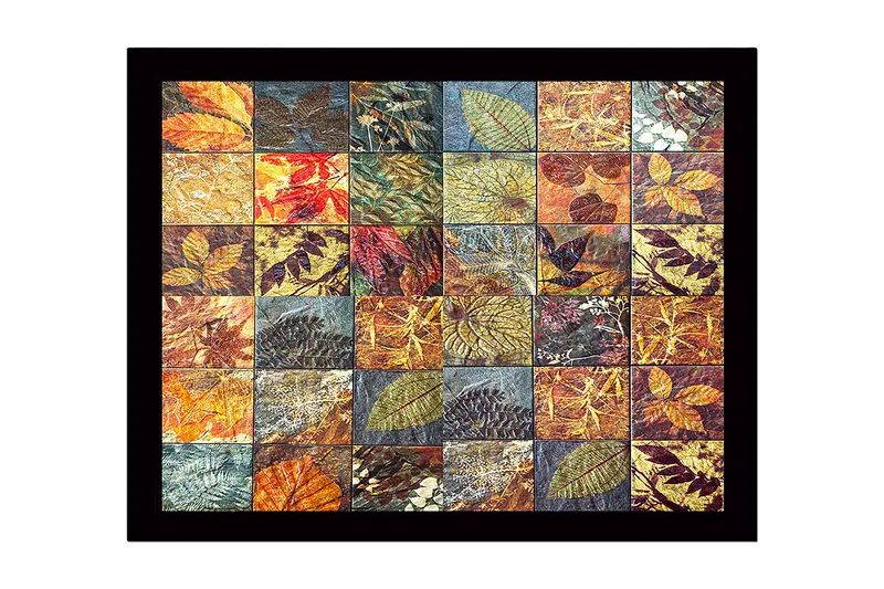 Inramad Canvastavla i trä - 41x56 cm - Mosaik av olika löv i varierande färger och texturer - Guld / Röd / Grön - Inredning - Tavlor & posters - Canvastavla