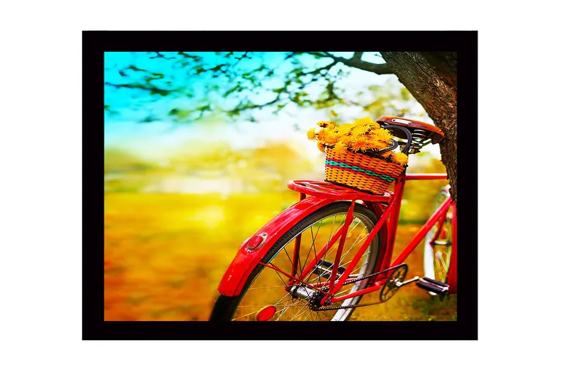 Inramad Canvastavla i trä - 41x56 cm - Röd cykel med en korg fylld av blommor, Röd / Gul / Grön