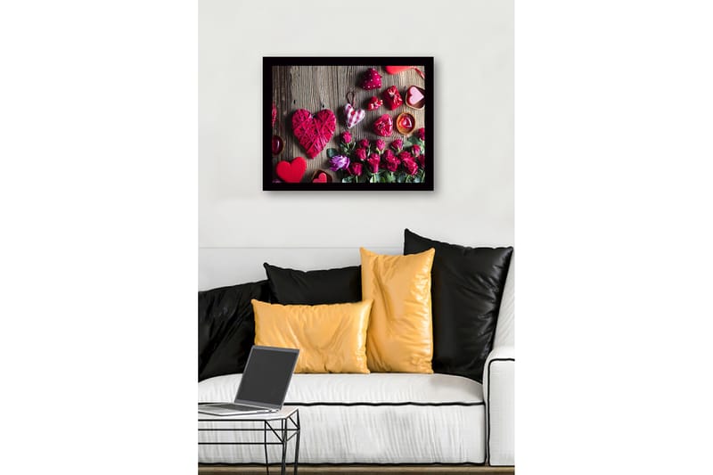 Inramad Canvastavla i trä - 41x56 cm - Romantisk samling av hjärtformade dekorationer och rosor - Röd / Rosa / Grön - Inredning - Tavlor & posters - Canvastavla