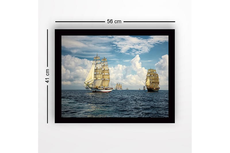 Inramad Canvastavla i trä - 41x56 cm - Segelbåtar på öppet hav under en klar himmel - Blå / Vit / Beige - Inredning - Tavlor & posters - Canvastavla