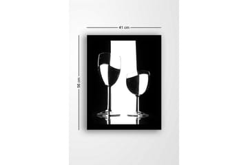 Inramad Canvastavla i trä - 41x56 cm - Silhuett av två vinglas med reflektioner i en minimalistisk komposition - Svart / Vitt / Genomskinligt - Inredning - Tavlor & posters - Canvastavla