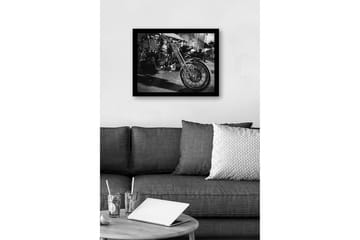 Inramad Canvastavla i trä - 41x56 cm - Skulptural motorcykel med dödskallemotiv - Svart / Silver - Inredning - Tavlor & posters - Canvastavla