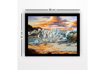 Inramad Canvastavla i trä - 41x56 cm - Sprudlande hästar som galopperar genom vågorna vid solnedgången - Vit / Blå / Orange - Inredning - Tavlor & posters - Canvastavla