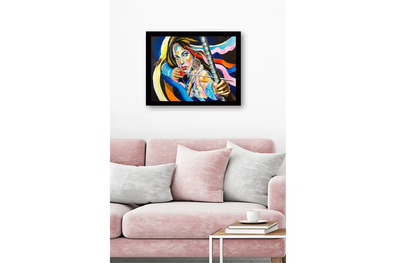 Inramad Canvastavla i trä - 41x56 cm - Starkt porträtt av en kvinna med en pilbåge och drömfångare - Blå / Rosa / Orange - Inredning - Tavlor & posters - Canvastavla
