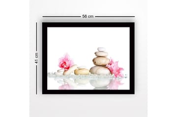 Inramad Canvastavla i trä - 41x56 cm - Stenstapel omgiven av rosa blommor och glittrande stenar - Vit / Rosa / Beige - Inredning - Tavlor & posters - Canvastavla