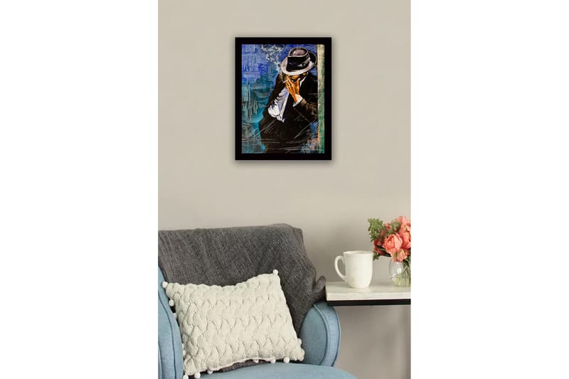 Inramad Canvastavla i trä - 41x56 cm - Stiliserad man i kostym med hatt som röker en cigarett - Svart / Blå / Vit - Inredning - Tavlor & posters - Canvastavla