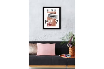 Inramad Canvastavla i trä - 41x56 cm - Stiliserat porträtt med fokus på ögon och läppar - Hudton / Grå / Svart - Inredning - Tavlor & posters - Canvastavla