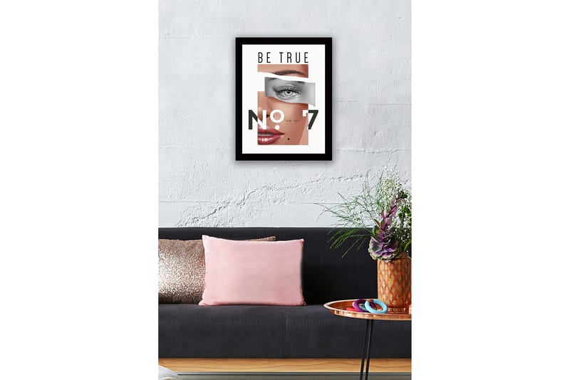 Inramad Canvastavla i trä - 41x56 cm - Stiliserat porträtt med fokus på ögon och läppar - Hudton / Grå / Svart - Inredning - Tavlor & posters - Canvastavla