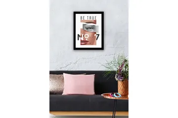 Inramad Canvastavla i trä - 41x56 cm - Stiliserat porträtt med fokus på ögon och läppar - Hudton / Grå / Svart - Inredning - Tavlor & posters - Canvastavla